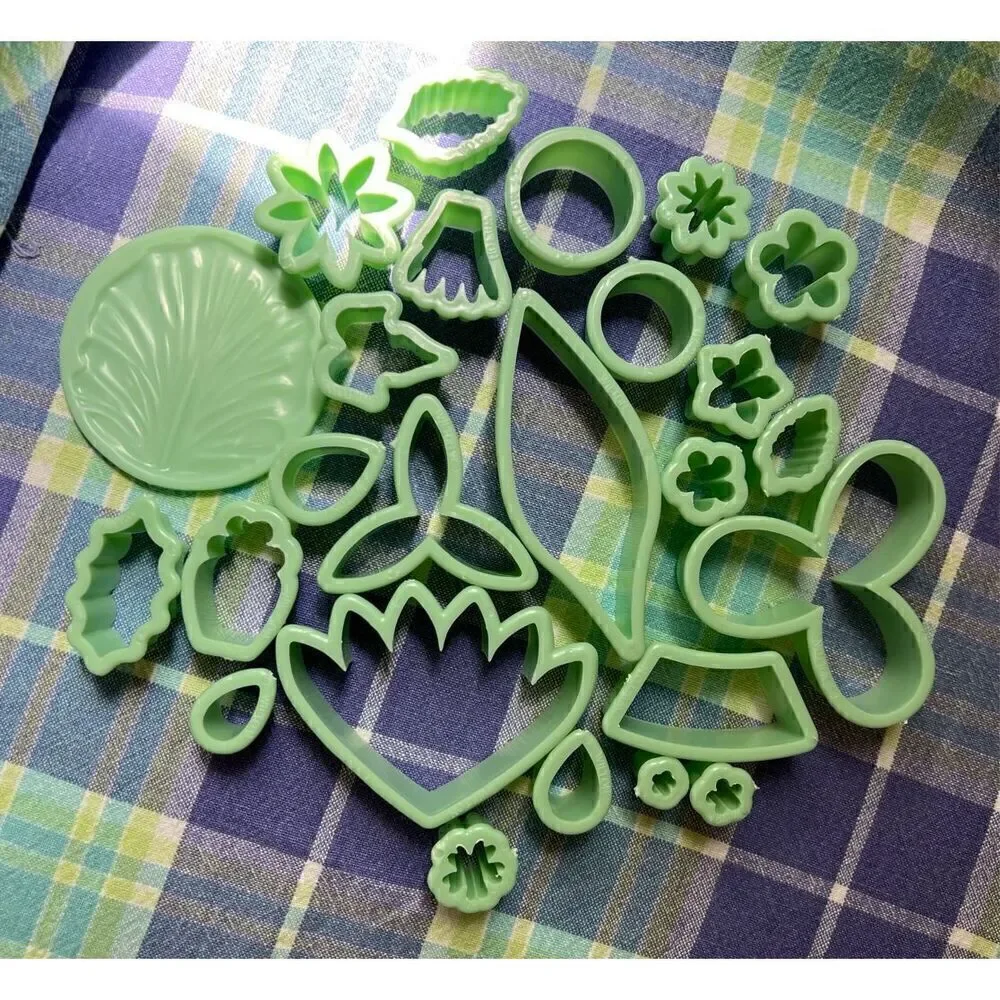 Wilton vintage fondant